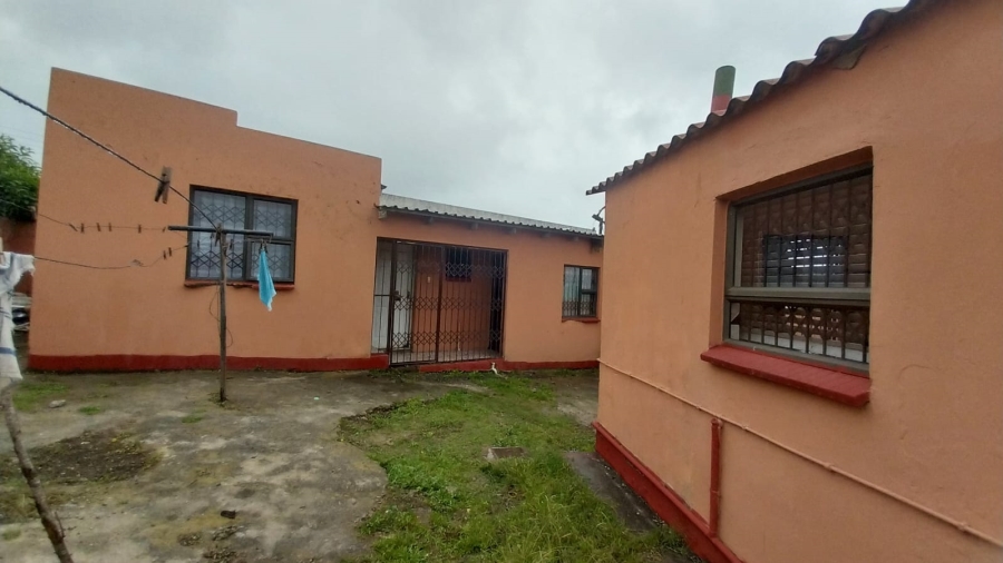 2 Bedroom Property for Sale in Mdantsane Nu 9 Eastern Cape